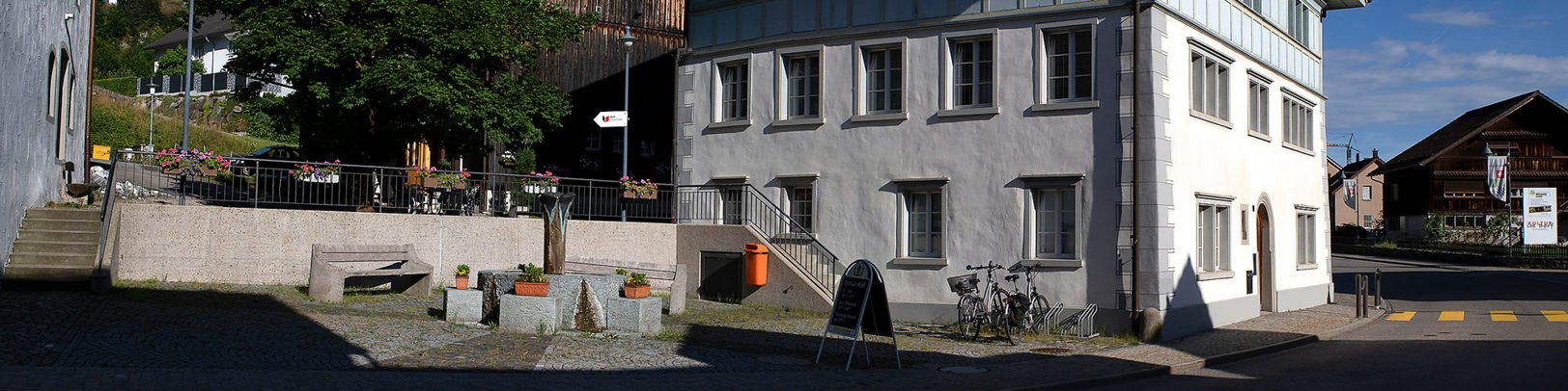 Bildausschnitt Kirchgemeindezentrum Brunnadern