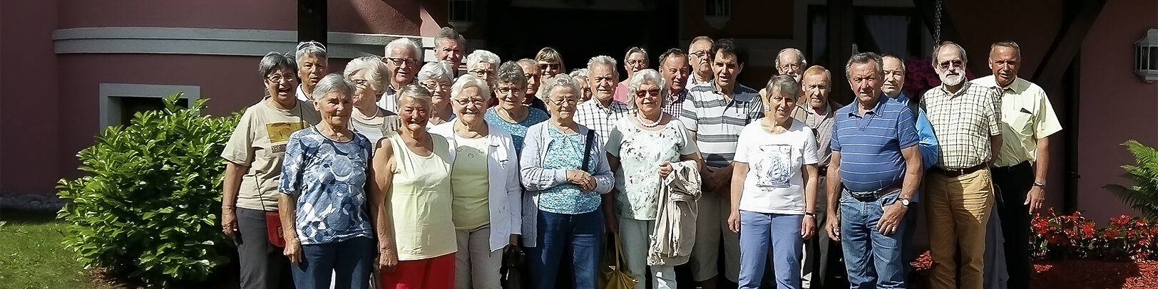 Bildausschnitt Gruppenfoto Seniorenferien 2019 in Reutte