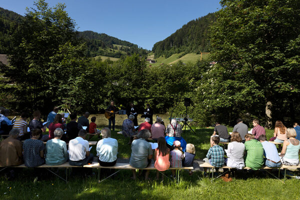 Tauf-Gottesdienst Pärkli Brunnadern am 12. Juni 2022